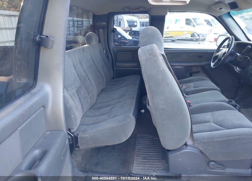 2003 CHEVROLET SILVERADO 1500 LS VIN: 2GCEK19T631253951