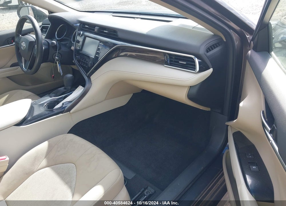 2018 TOYOTA CAMRY LE VIN: JTNB11HK5J3014375