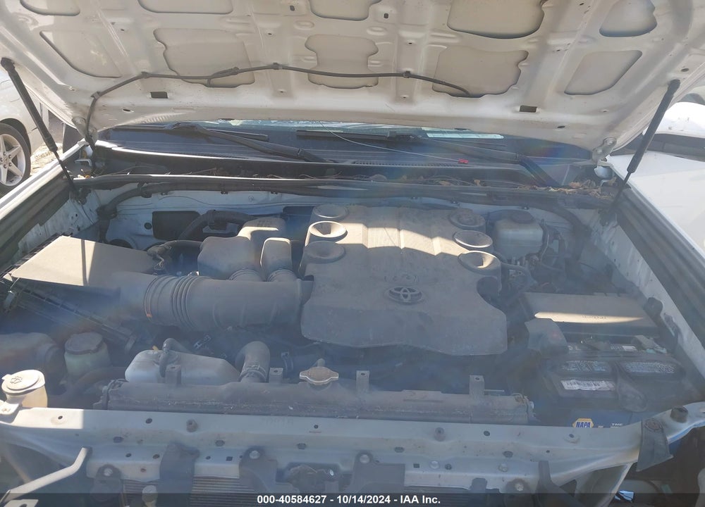 2014 TOYOTA 4RUNNER SR5 PREMIUM VIN: JTEBU5JR8E5167641