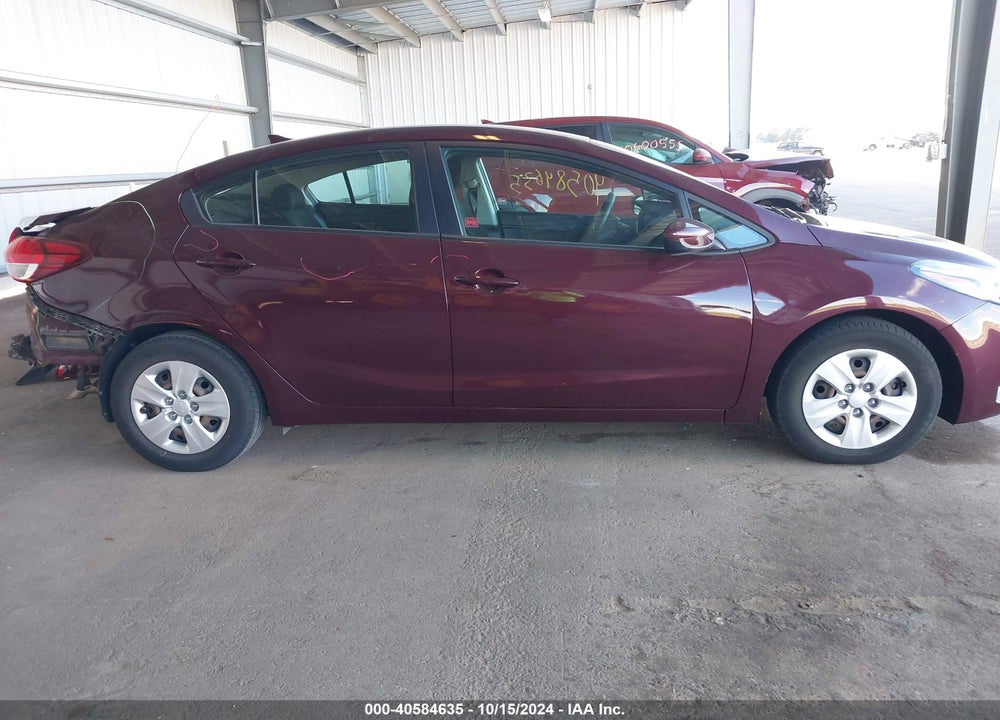 2018 KIA FORTE LX VIN: 3KPFK4A76JE168452