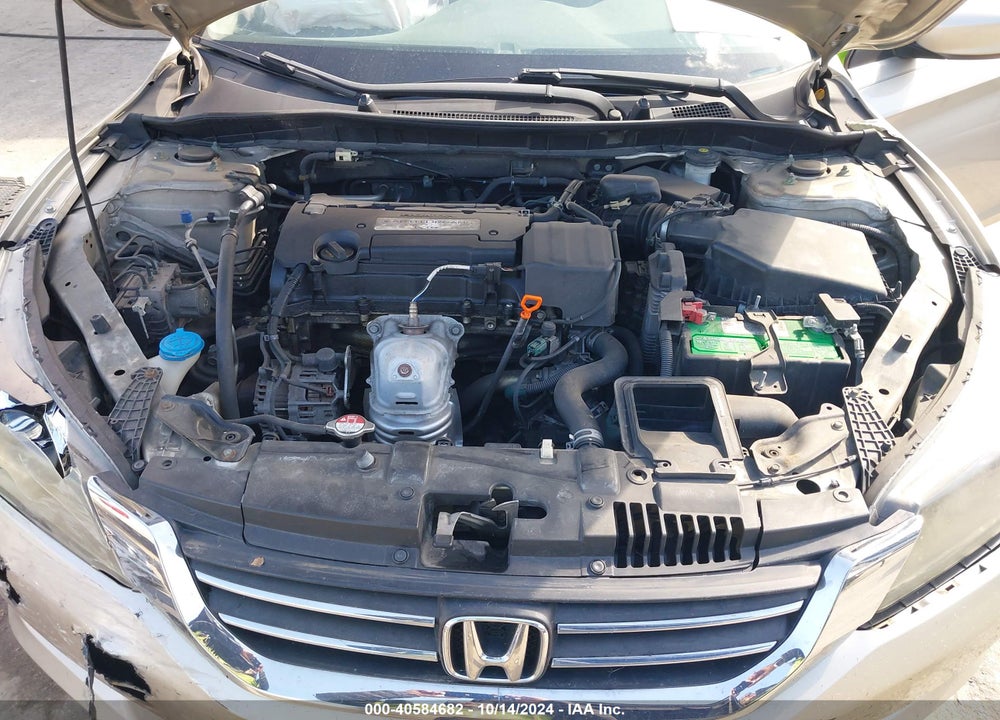 2015 HONDA ACCORD VIN: 1HGCR2F39FA241902