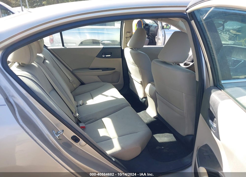 2015 HONDA ACCORD VIN: 1HGCR2F39FA241902