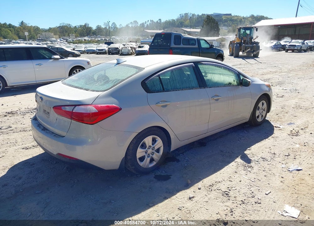 2015 KIA FORTE LX VIN: KNAFK4A69F5420623