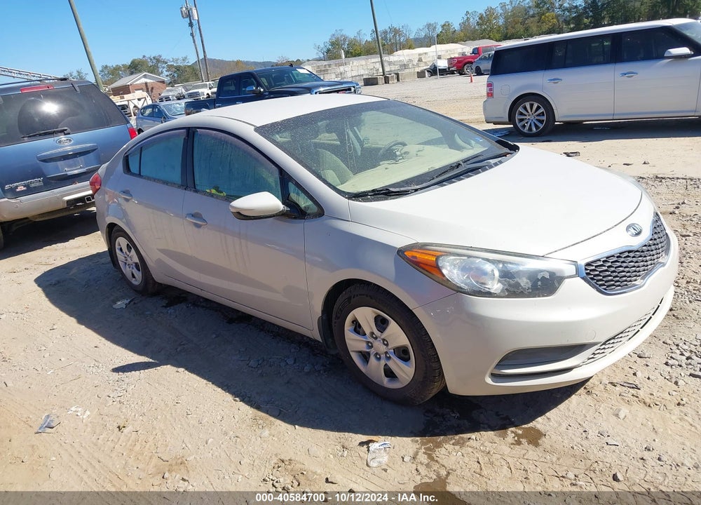 2015 KIA FORTE LX VIN: KNAFK4A69F5420623