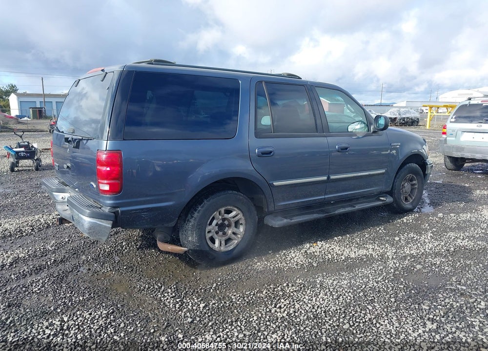 2002 FORD EXPEDITION XLT VIN: 1FMRU15L12LA15219