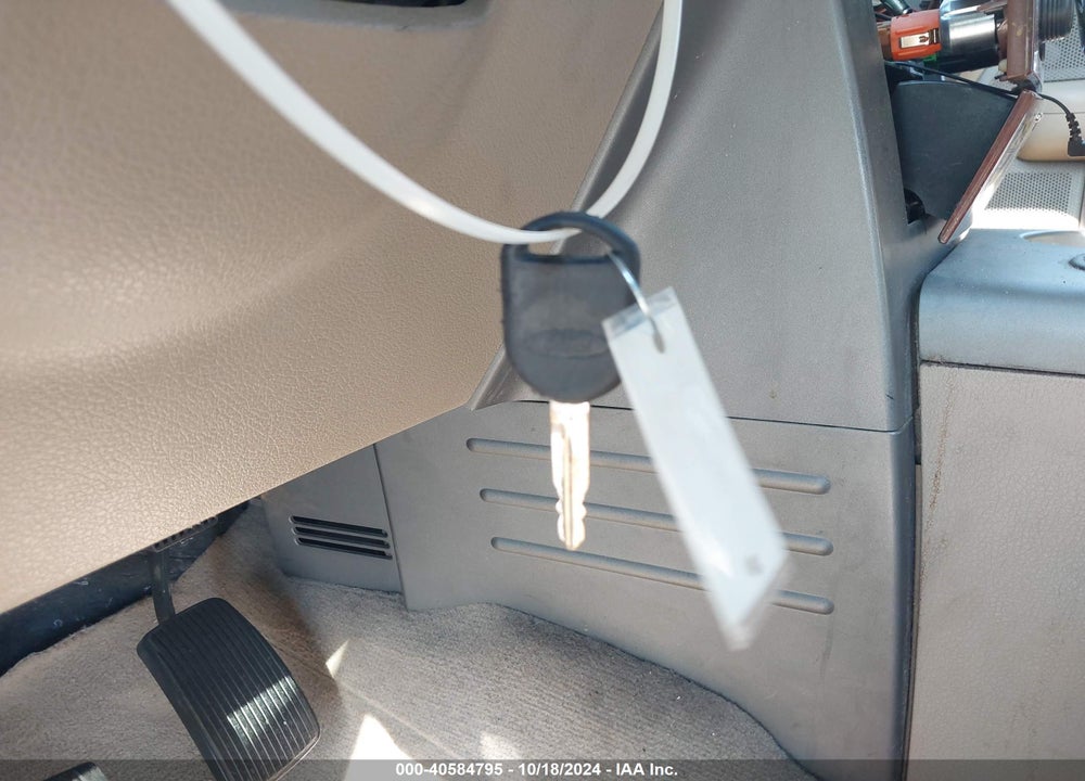 2005 FORD F-150 LARIAT/XLT VIN: 1FTPW125X5FB46907