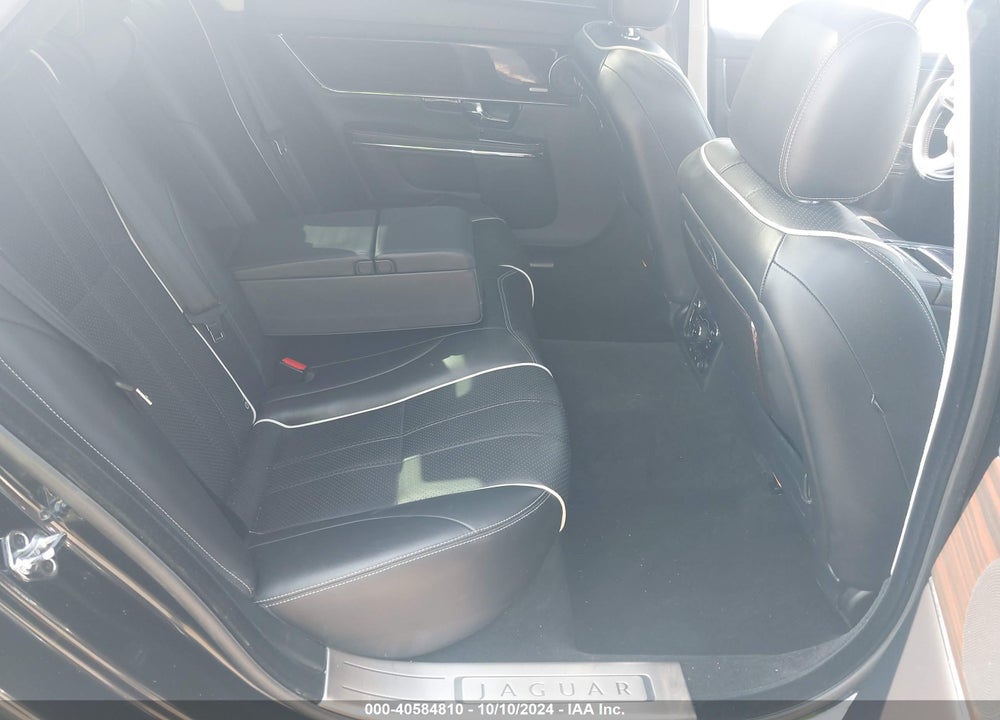 2011 JAGUAR XJ XJL VIN: SAJWA2GB2BLV07835