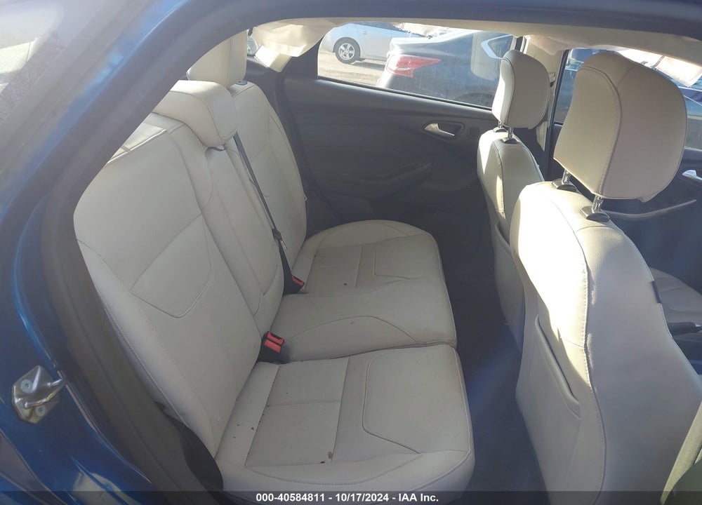 2018 FORD FOCUS TITANIUM VIN: 1FADP3J21JL242378