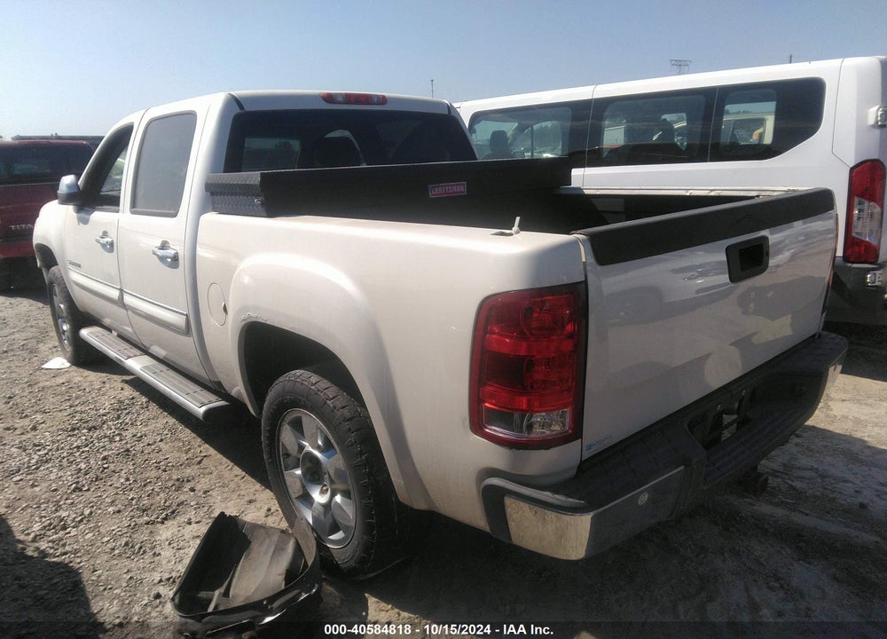 2010 GMC SIERRA 1500 SLT VIN: 3GTRKWE33AG288035