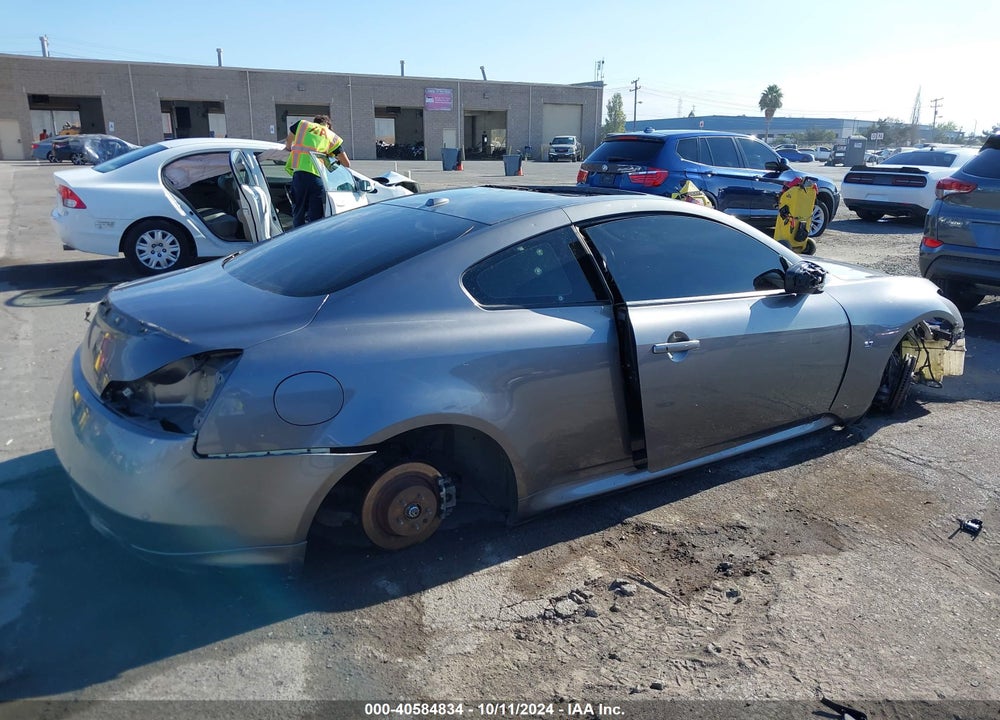 2014 INFINITI Q60 JOURNEY VIN: JN1CV6EK0EM113204