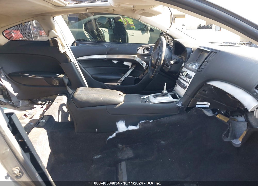 2014 INFINITI Q60 JOURNEY VIN: JN1CV6EK0EM113204