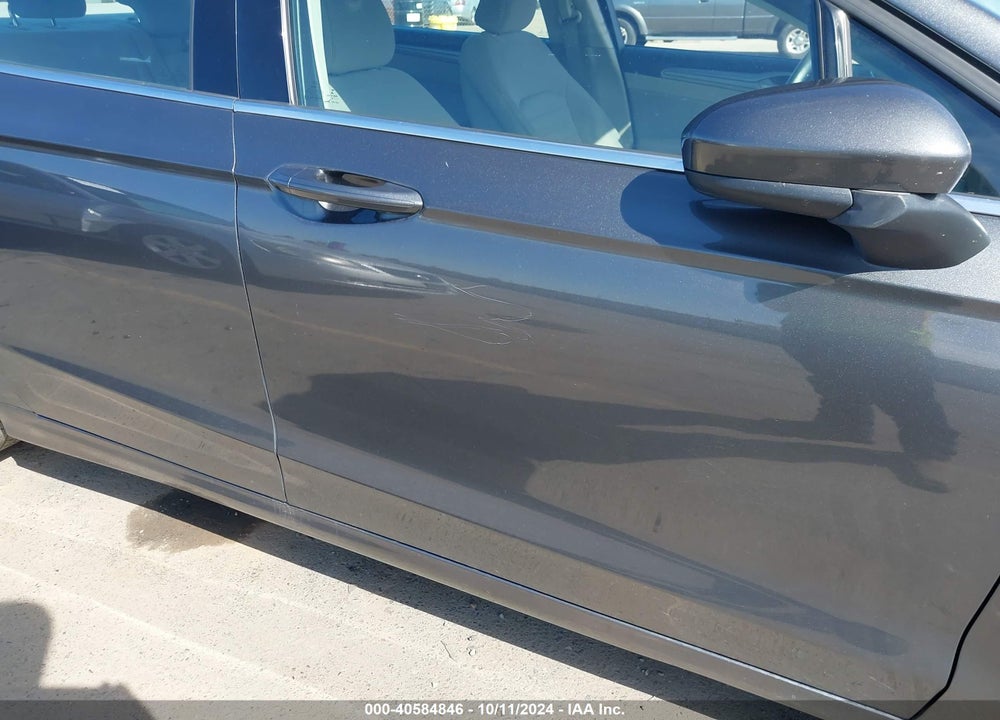 2019 FORD FUSION SE VIN: 3FA6P0H77KR122032