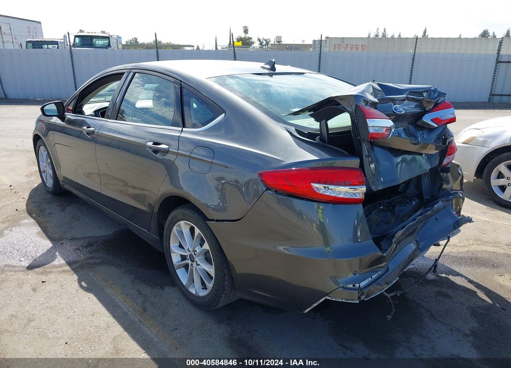 2019 FORD FUSION SE VIN: 3FA6P0H77KR122032