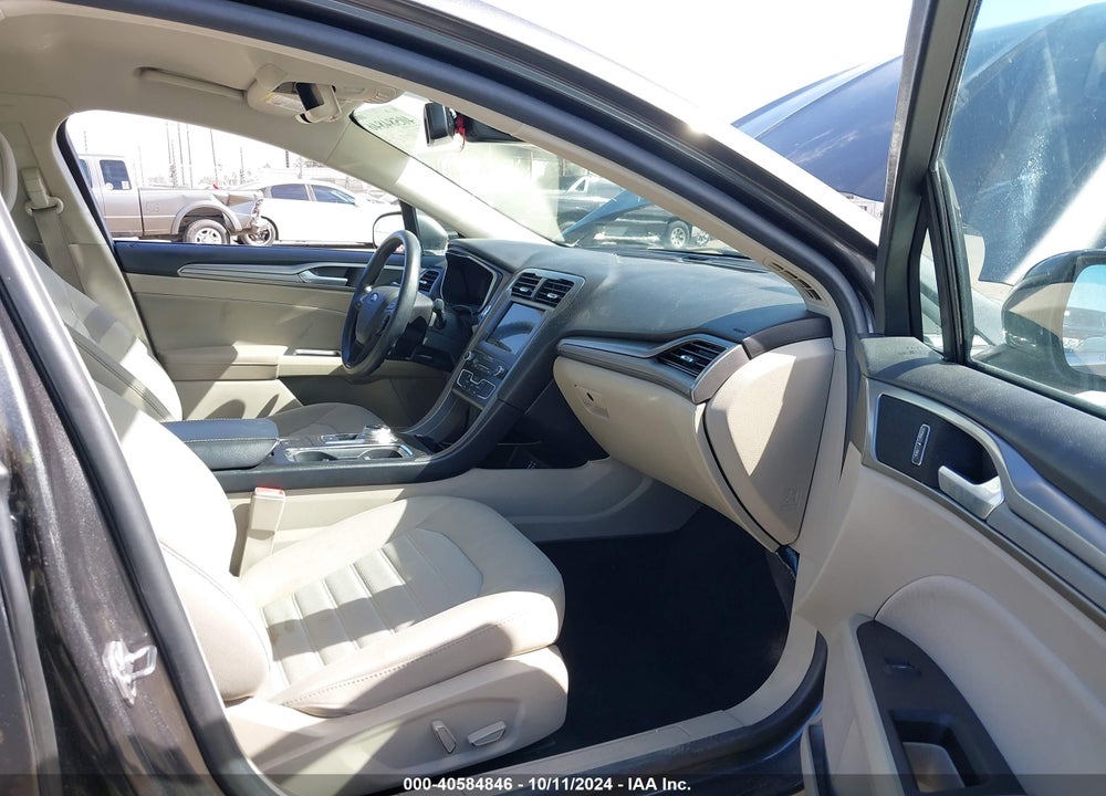 2019 FORD FUSION SE VIN: 3FA6P0H77KR122032