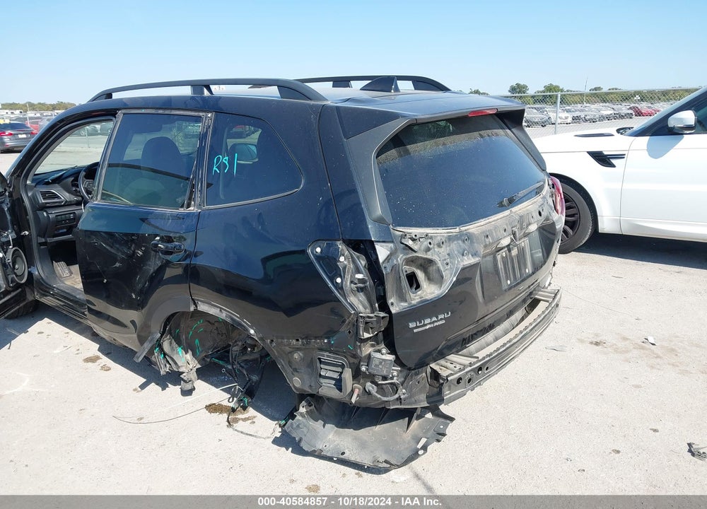 2020 SUBARU FORESTER PREMIUM VIN: JF2SKAJC8LH447586