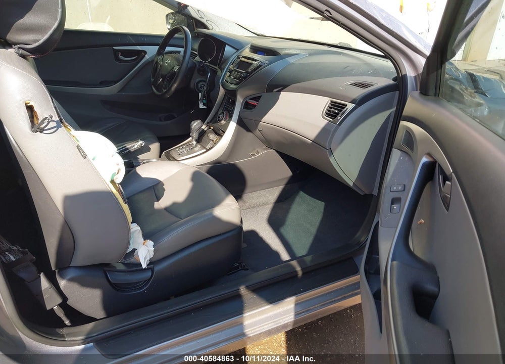 2013 HYUNDAI ELANTRA SE VIN: KMHDH6AE4DU015781