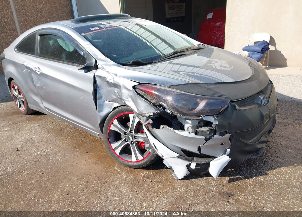 2013 HYUNDAI ELANTRA SE VIN: KMHDH6AE4DU015781