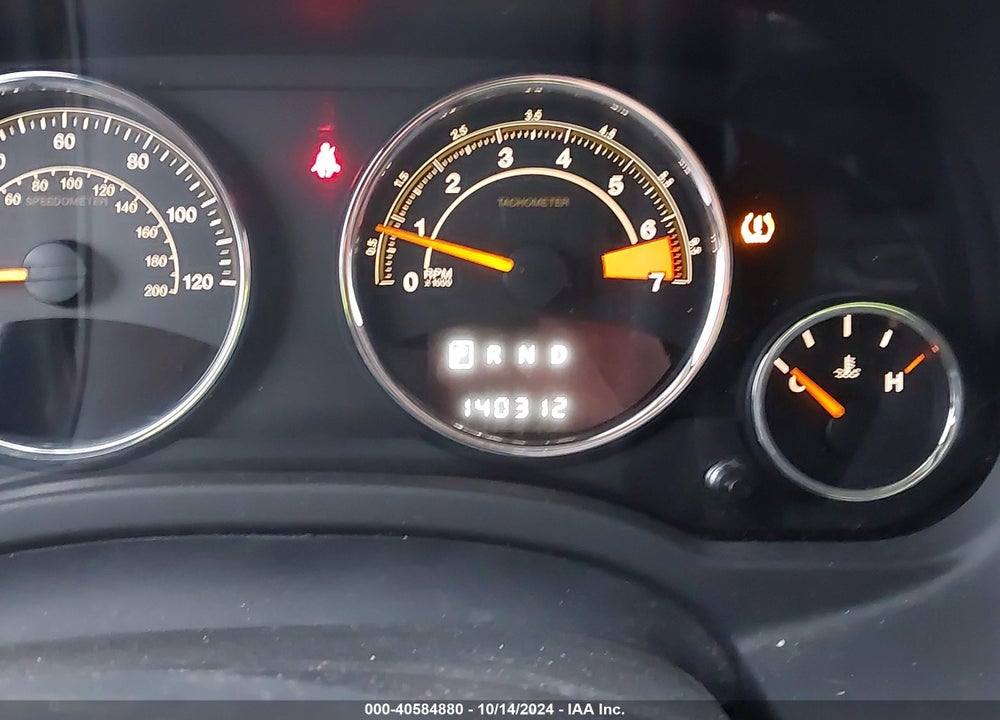 2015 JEEP COMPASS LATITUDE VIN: 1C4NJDEB9FD370773