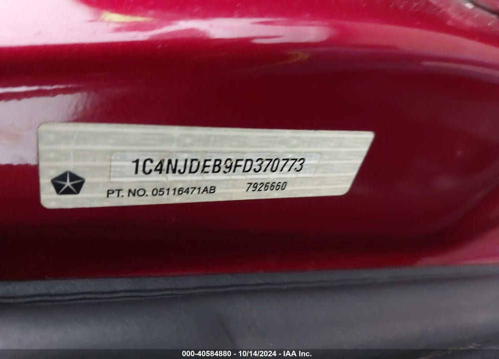 2015 JEEP COMPASS LATITUDE VIN: 1C4NJDEB9FD370773