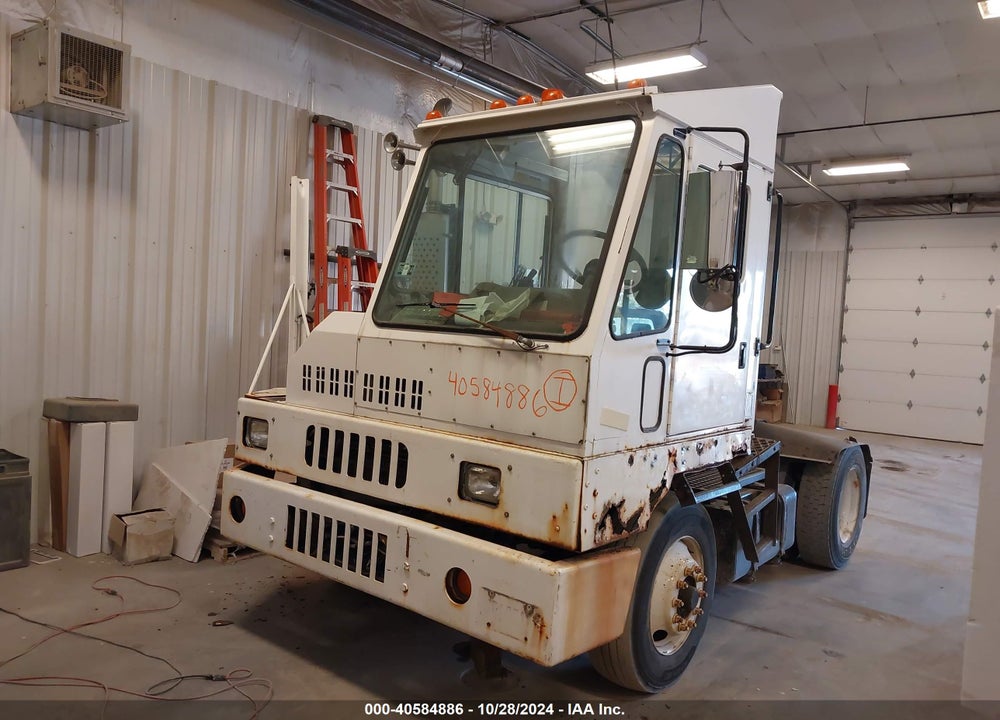 2002 OTTAWA YT 3U VIN: 11VA812E12A000040