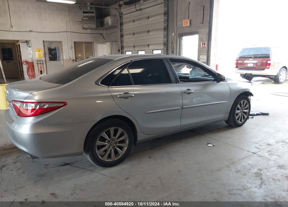 2015 TOYOTA CAMRY XLE VIN: 4T1BF1FK7FU882951