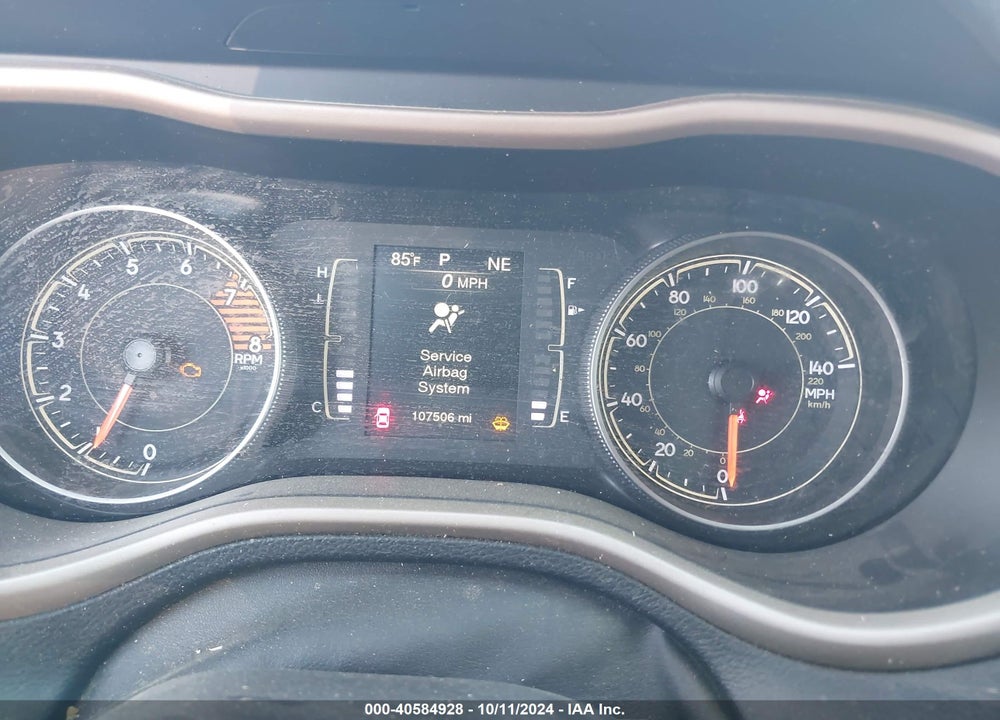 2017 JEEP CHEROKEE ALTITUDE FWD VIN: 1C4PJLASXHW566110