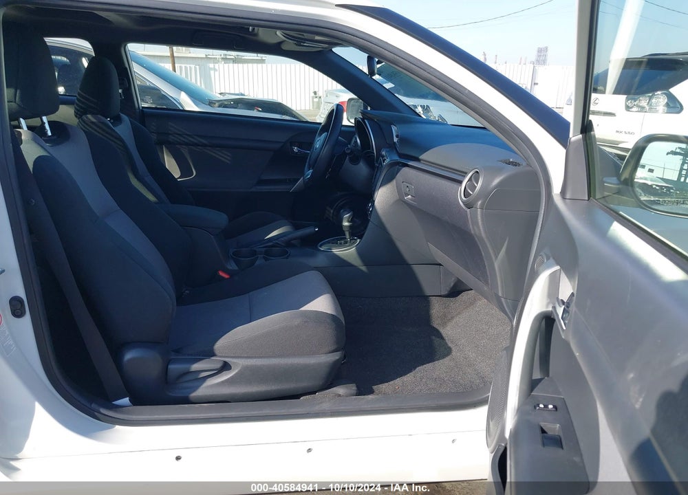2016 SCION TC VIN: JTKJF5C72GJ020983