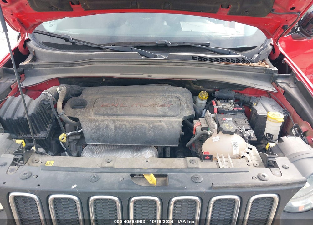 2015 JEEP RENEGADE LATITUDE VIN: ZACCJABT0FPB53266