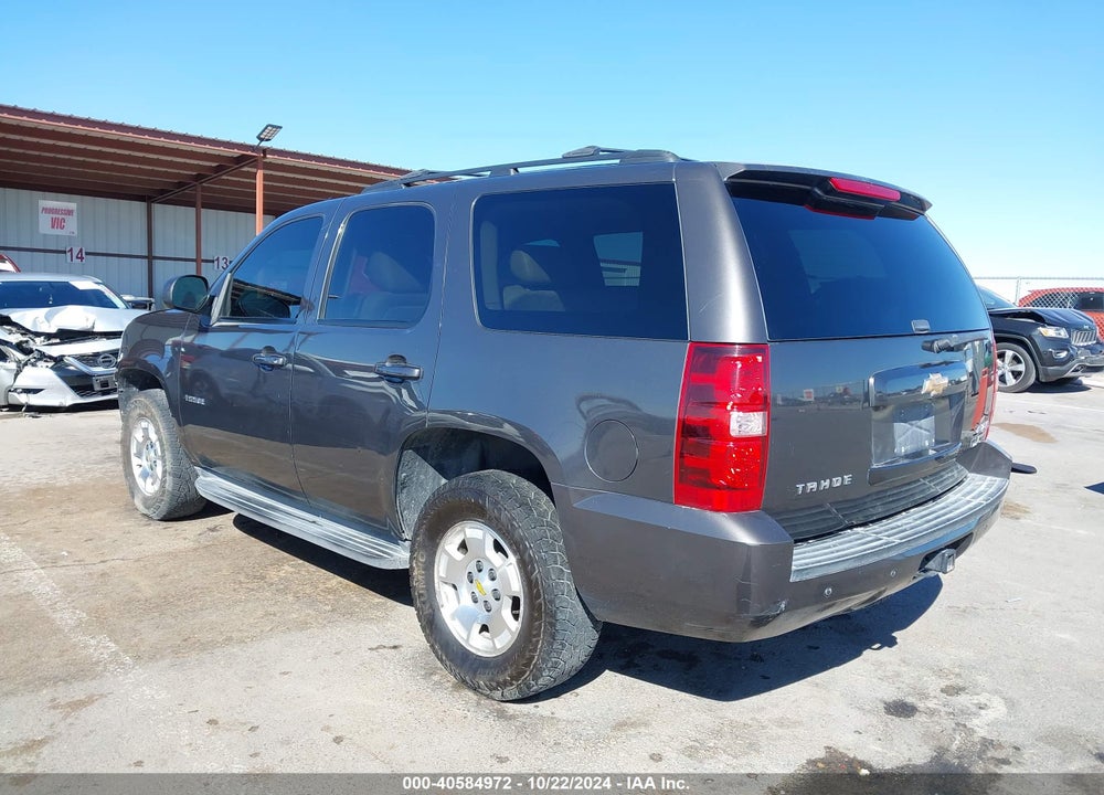2010 CHEVROLET TAHOE LT VIN: 1GNUKBE07AR148599