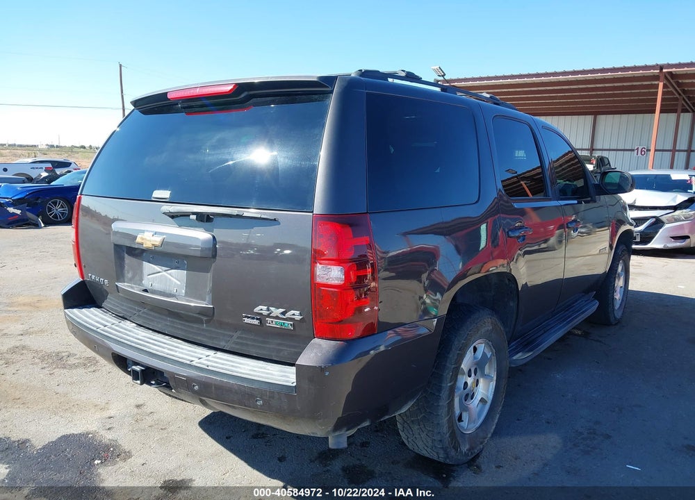 2010 CHEVROLET TAHOE LT VIN: 1GNUKBE07AR148599