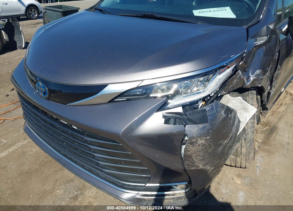 2022 TOYOTA SIENNA LIMITED VIN: 5TDZRKEC5NS085711