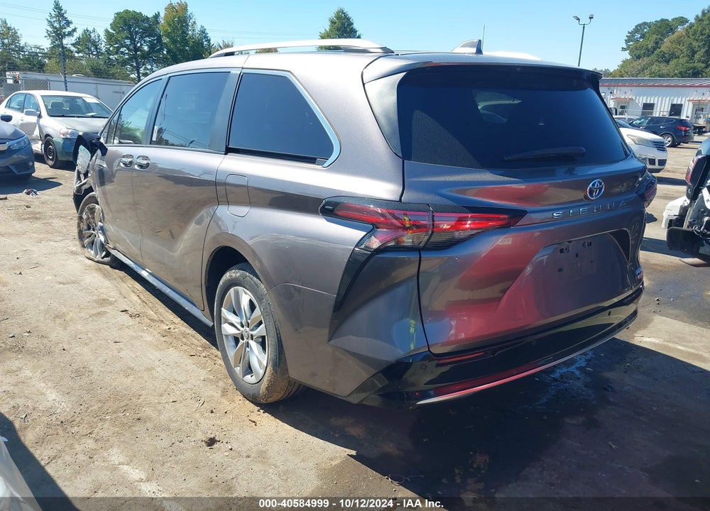 2022 TOYOTA SIENNA LIMITED VIN: 5TDZRKEC5NS085711