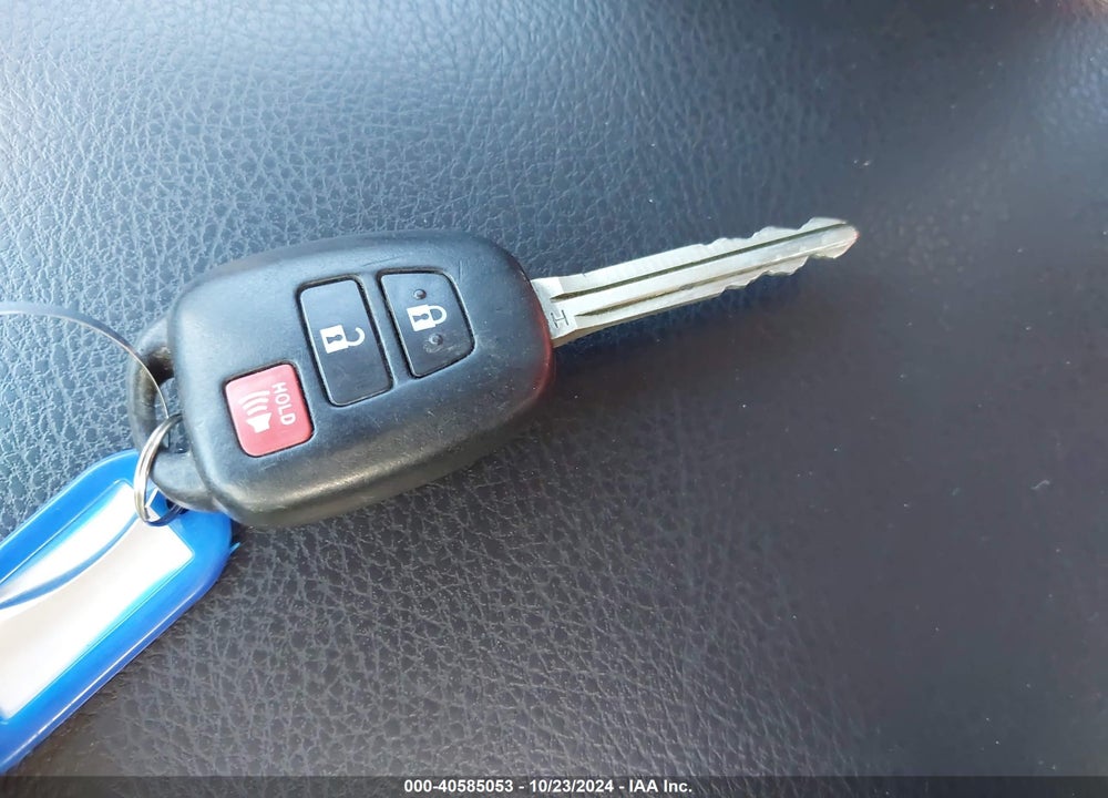 2014 TOYOTA RAV4 VIN: JTMZFREV2EJ012330