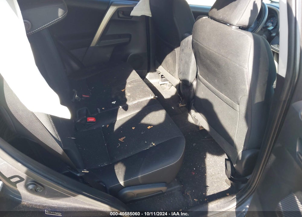 2013 TOYOTA RAV4 XLE VIN: 2T3RFREVXDW068564