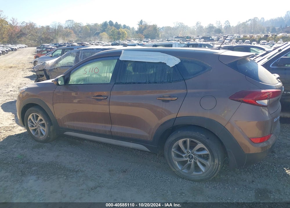 2017 HYUNDAI TUCSON SE VIN: KM8J3CA49HU448560