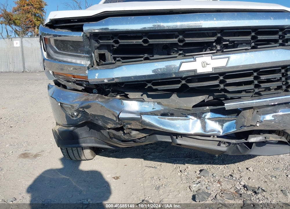 2018 CHEVROLET SILVERADO 1500 1LT VIN: 3GCUKRECXJG403659