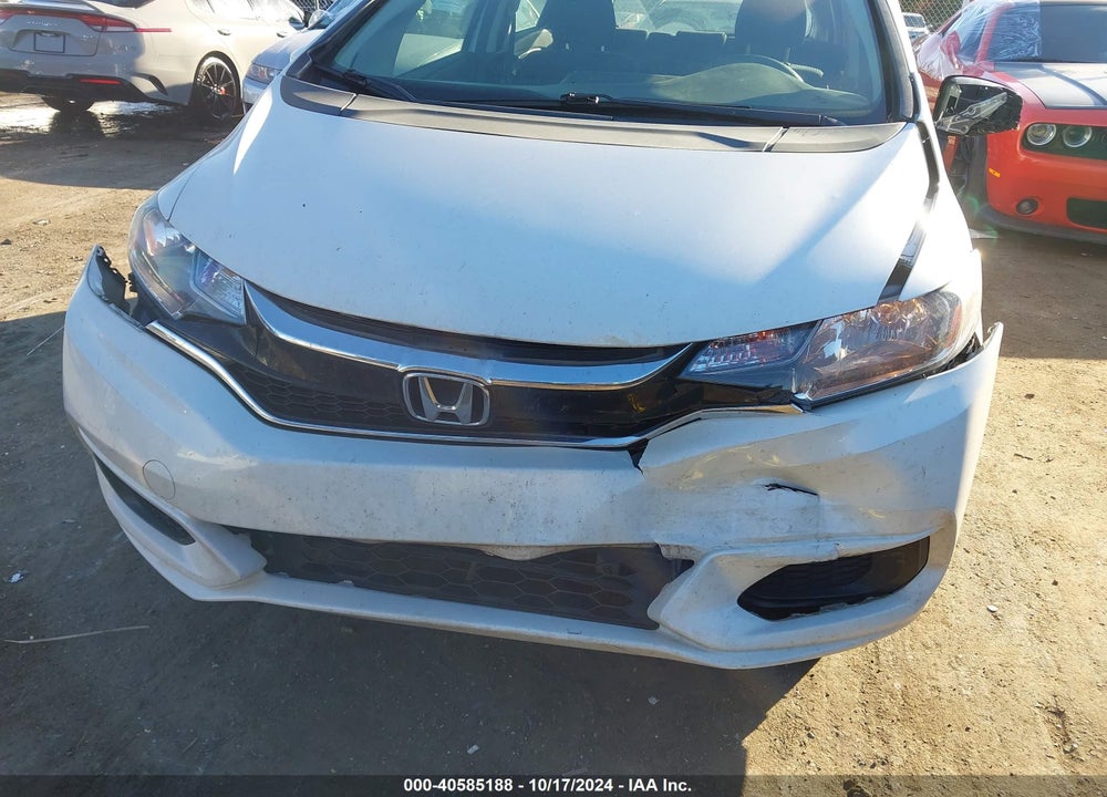 2019 HONDA FIT LX VIN: 3HGGK5H49KM713820