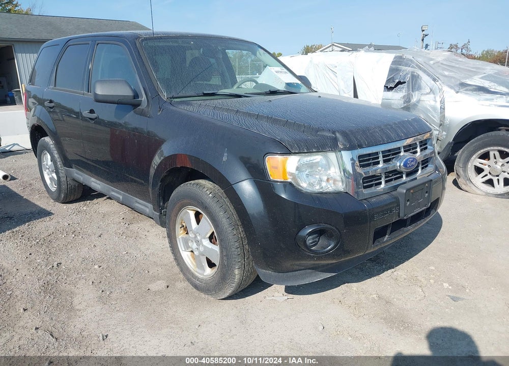 2011 FORD ESCAPE XLS VIN: 1FMCU0C70BKC05881