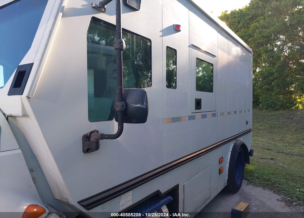 2011 INTERNATIONAL 4000 4300 LP VIN: 1HTMNAAM9BJ393782