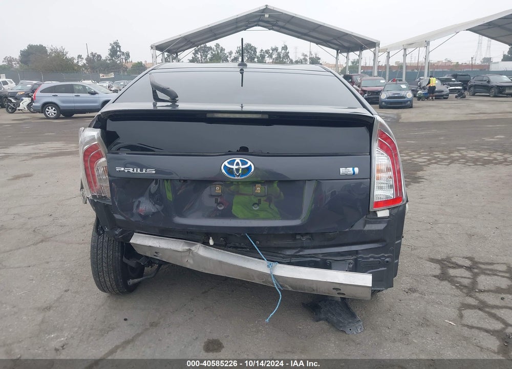 2015 TOYOTA PRIUS VIN: JTDKN3DU6F1926849