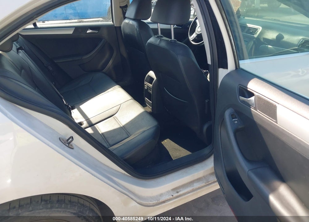 2013 VOLKSWAGEN JETTA 2.5L SE VIN: 3VWDP7AJXDM383104