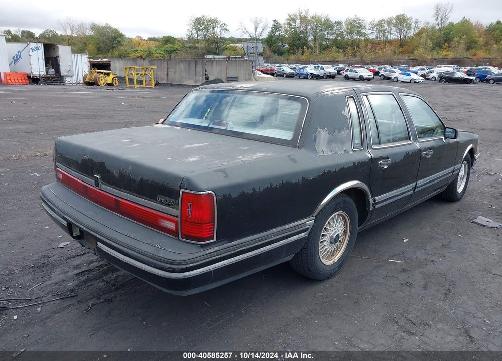 1991 LINCOLN TOWN CAR EXECUTIVE VIN: 1LNCM81W5MY785976