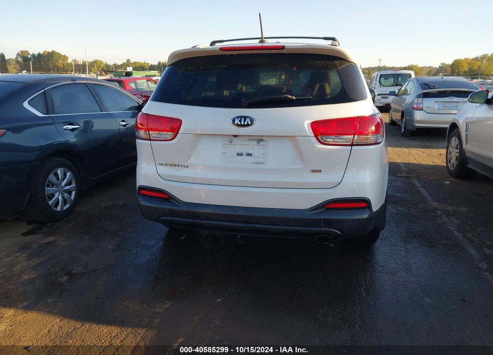 2016 KIA SORENTO 2.4L LX VIN: 5XYPG4A36GG179868
