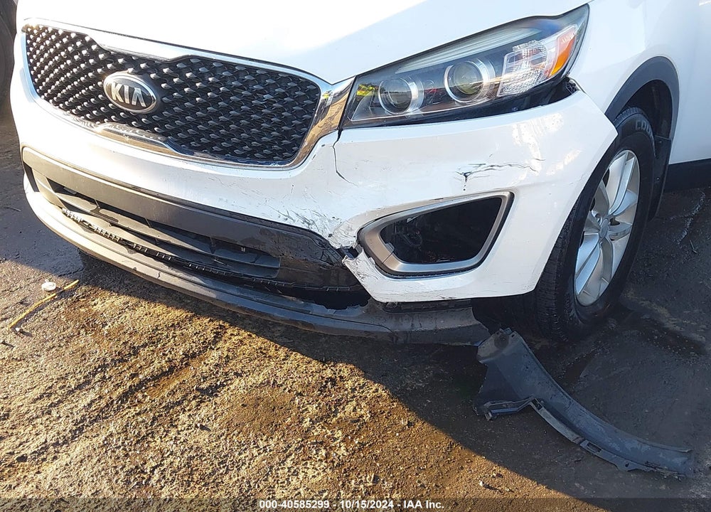 2016 KIA SORENTO 2.4L LX VIN: 5XYPG4A36GG179868