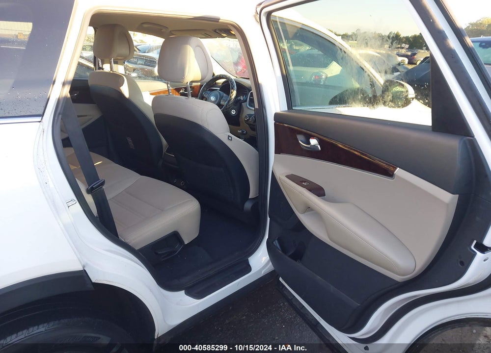 2016 KIA SORENTO 2.4L LX VIN: 5XYPG4A36GG179868