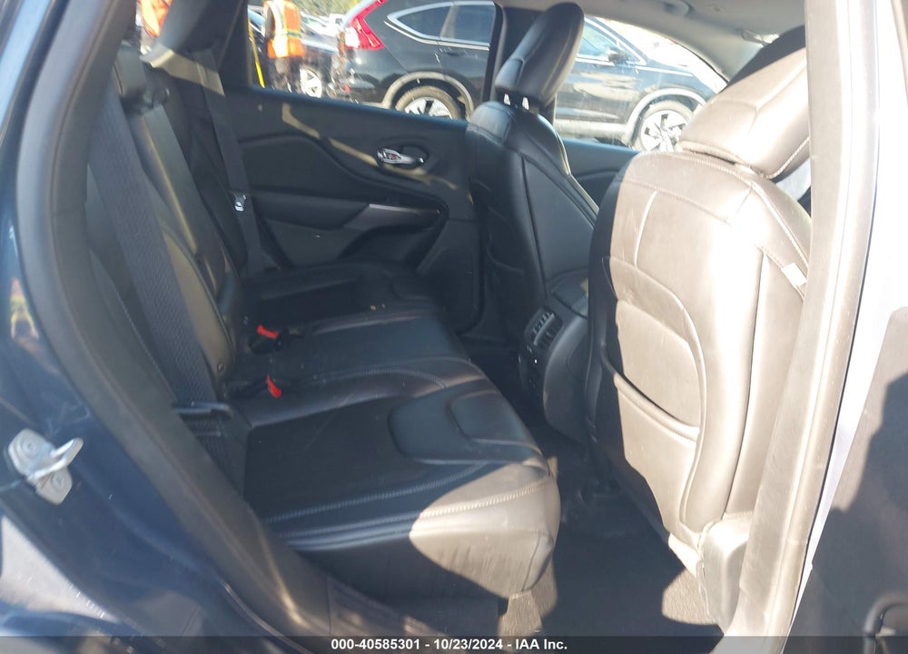 2019 JEEP CHEROKEE LATITUDE PLUS 4X4 VIN: 1C4PJMLB9KD408928