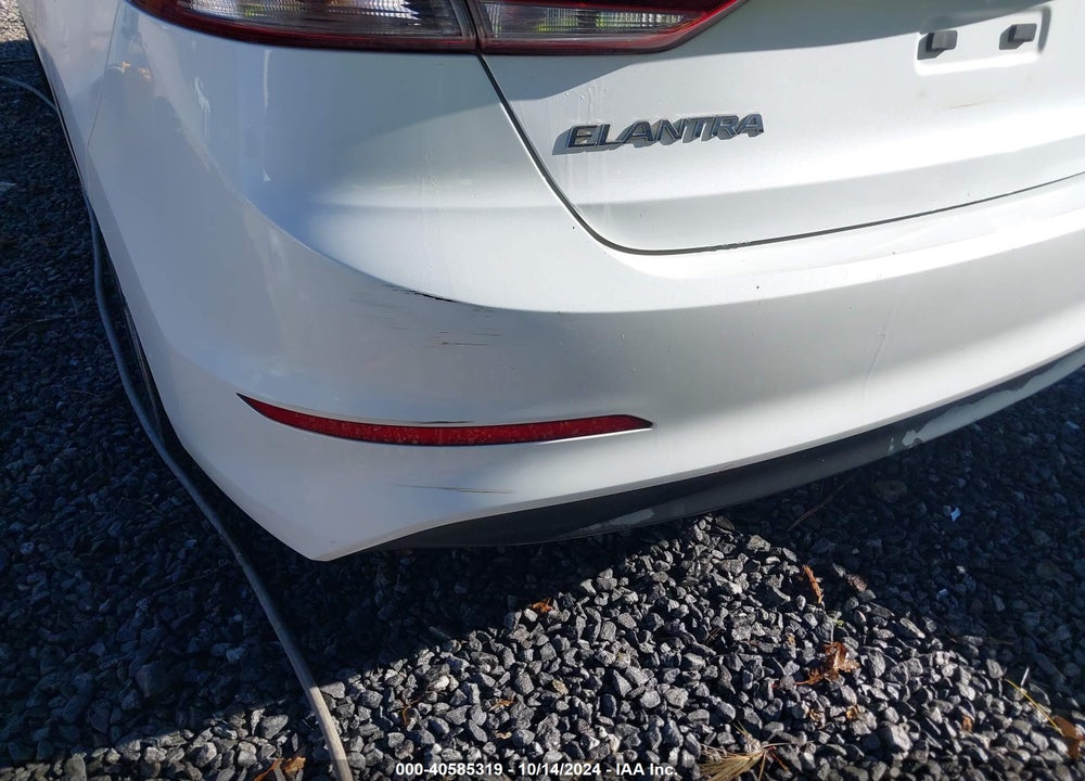 2017 HYUNDAI ELANTRA LIMITED VIN: 5NPD84LFXHH082495