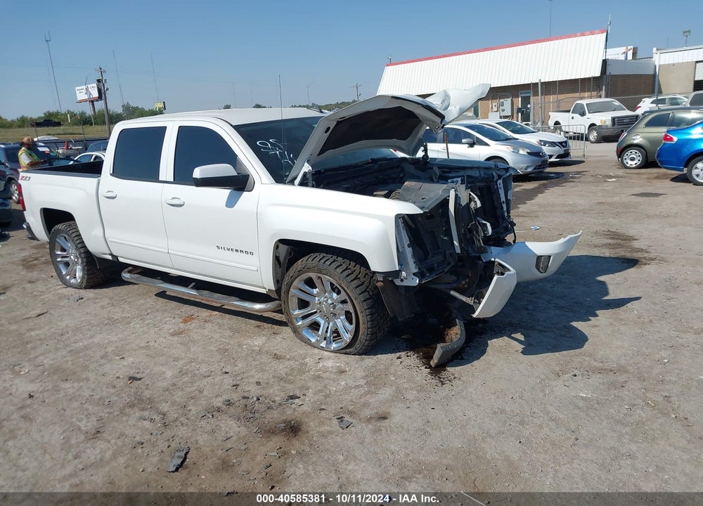 2016 CHEVROLET SILVERADO 1500 2LT VIN: 3GCUKREC3GG196475