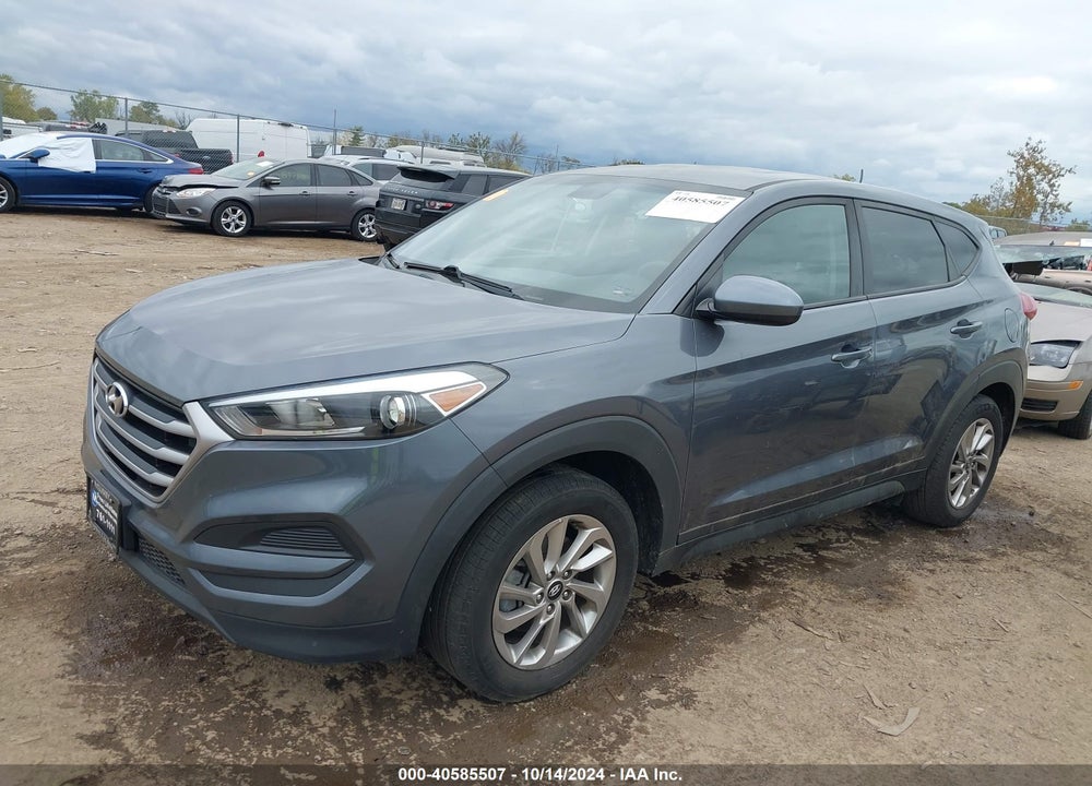 2018 HYUNDAI TUCSON SE VIN: KM8J23A45JU645749