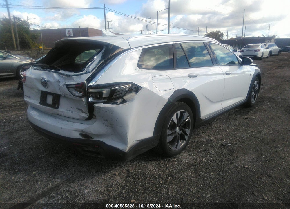 2018 BUICK REGAL TOURX VIN: W04GU8SX8J1090550